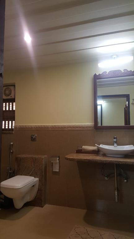 Casa Menezes - A Heritage Goan Homestay Bambolim Δωμάτιο φωτογραφία