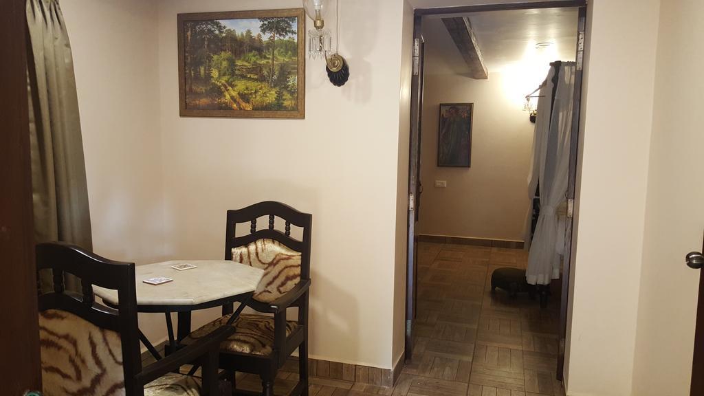 Casa Menezes - A Heritage Goan Homestay Bambolim Δωμάτιο φωτογραφία