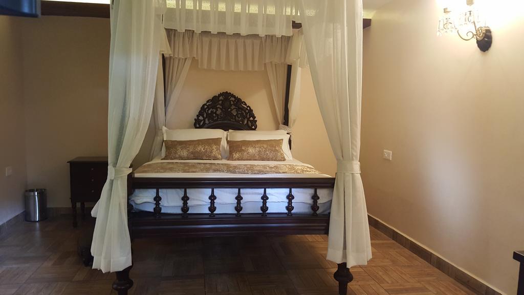 Casa Menezes - A Heritage Goan Homestay Bambolim Δωμάτιο φωτογραφία