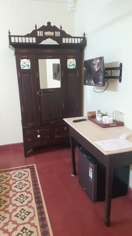 Casa Menezes - A Heritage Goan Homestay Bambolim Δωμάτιο φωτογραφία