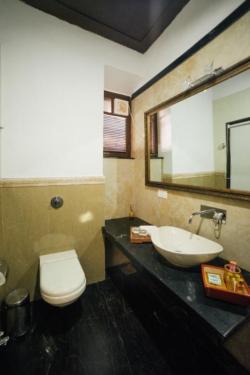 Casa Menezes - A Heritage Goan Homestay Bambolim Εξωτερικό φωτογραφία