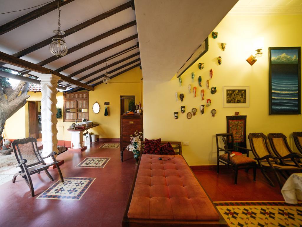 Casa Menezes - A Heritage Goan Homestay Bambolim Εξωτερικό φωτογραφία