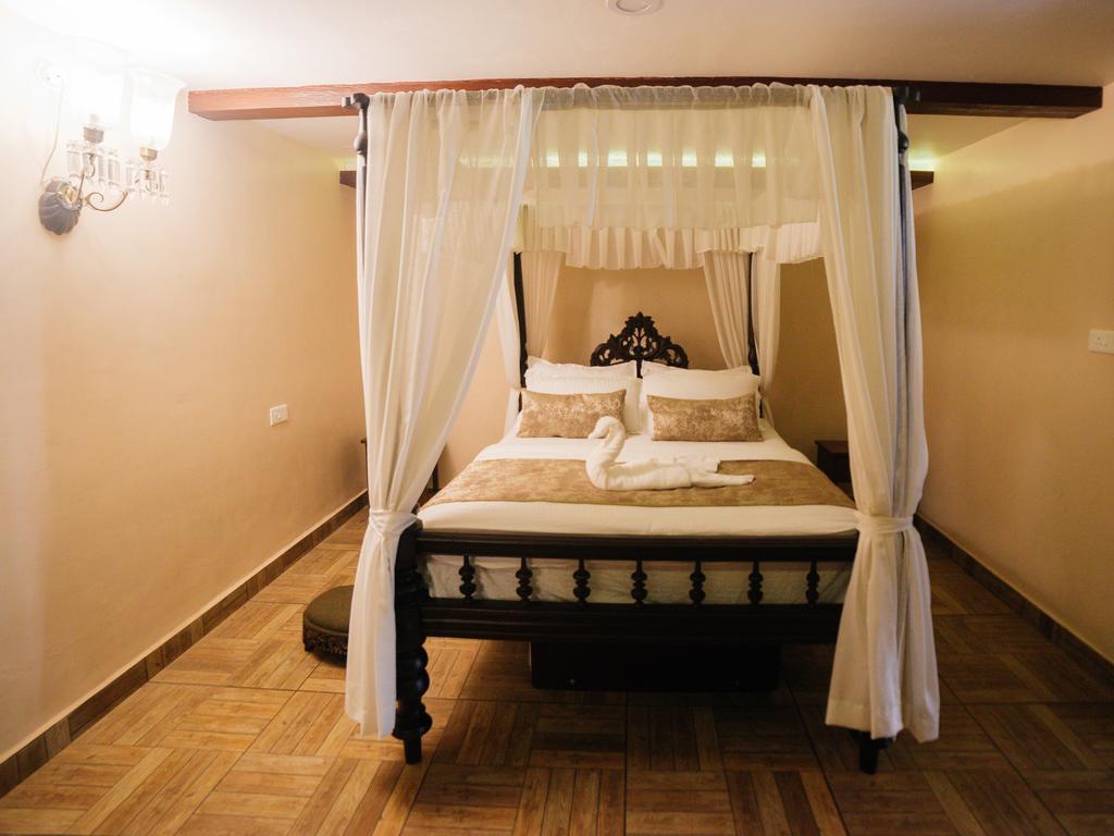 Casa Menezes - A Heritage Goan Homestay Bambolim Εξωτερικό φωτογραφία