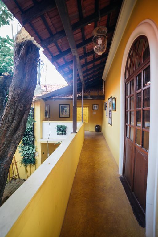 Casa Menezes - A Heritage Goan Homestay Bambolim Εξωτερικό φωτογραφία