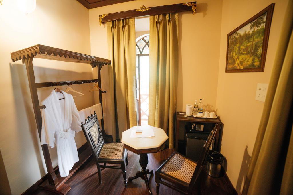 Casa Menezes - A Heritage Goan Homestay Bambolim Εξωτερικό φωτογραφία