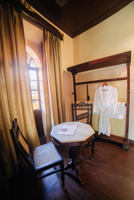 Casa Menezes - A Heritage Goan Homestay Bambolim Εξωτερικό φωτογραφία