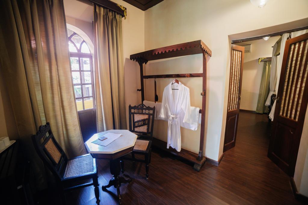Casa Menezes - A Heritage Goan Homestay Bambolim Εξωτερικό φωτογραφία